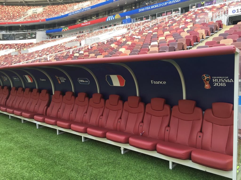 Gestion des remplaçants et stratégies de compensation dans le football professionnel