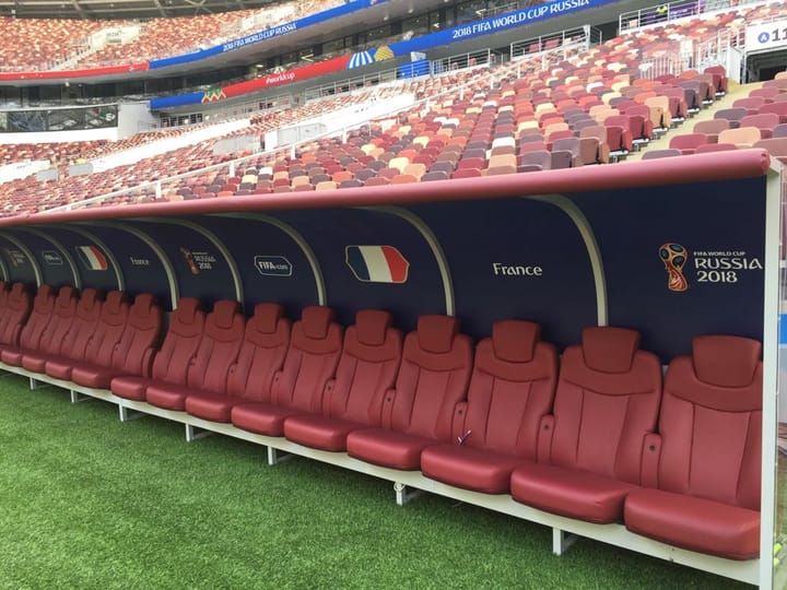 Gestion des remplaçants et stratégies de compensation dans le football professionnel